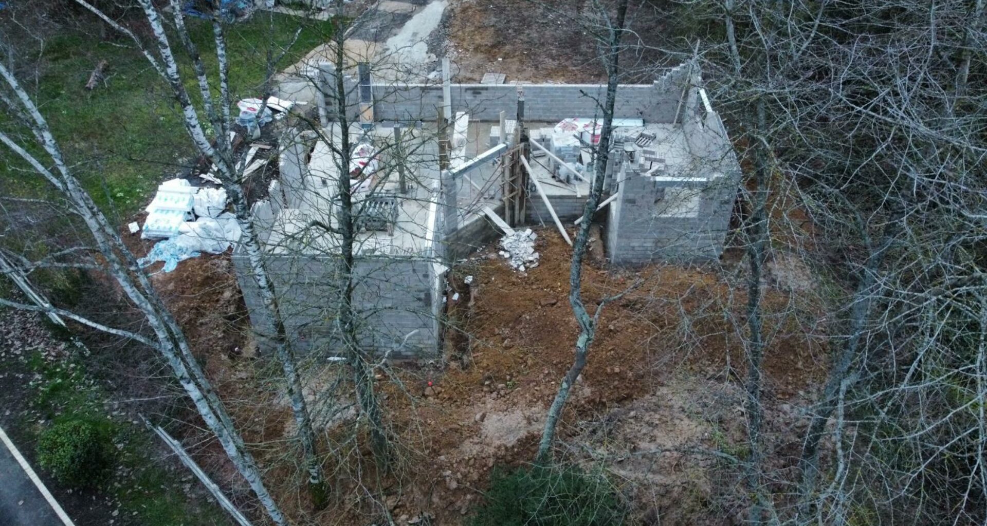 WhatsApp Image 2024-05-06 à 16.03.25_d1f9bcf1